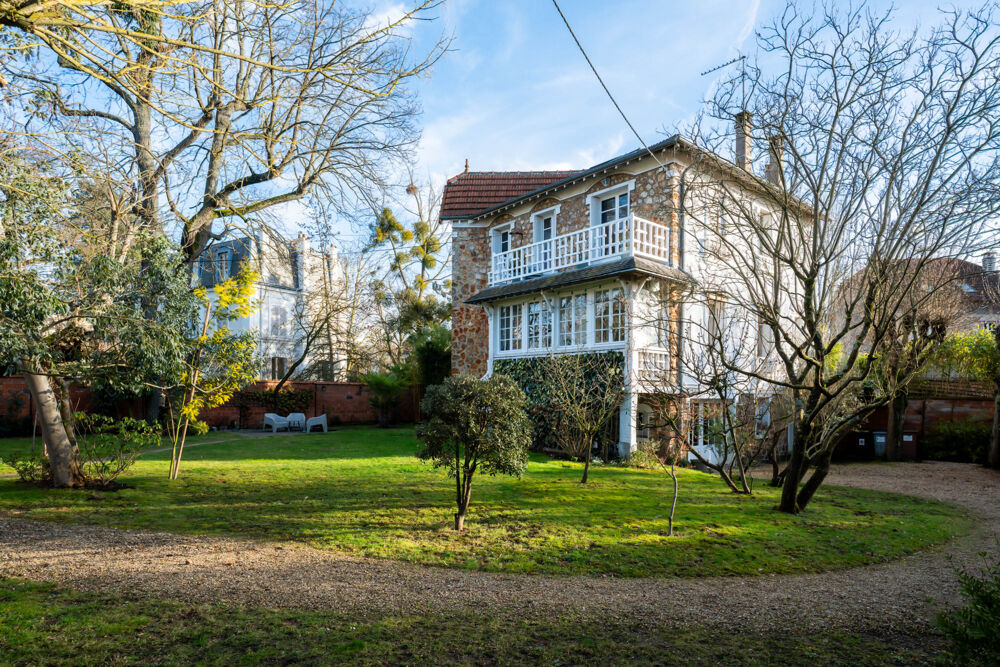 � vendre  Propri�t�/ch�teau Le V�sinet (78110)