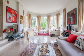  Maison à vendre 10 pièces 327 m²