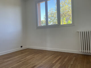  Appartement à louer 3 pièces 59 m²