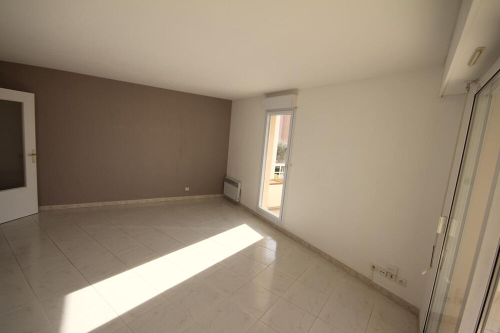 APPARTEMENT 2 PIECES DE 52 M2 MANDELIEU CENTRE