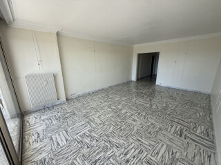  Appartement à louer 3 pièces 85 m²