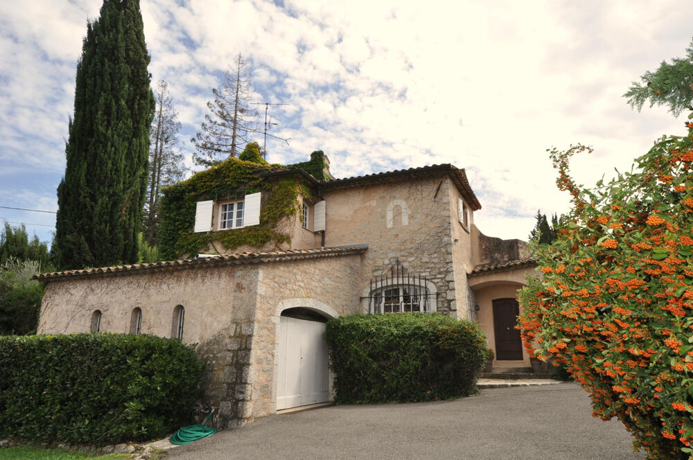 VILLA DE 154 M2 A MOUGINS CHEMIN DU CHATEAU