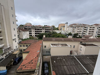  Appartement à louer 2 pièces 50 m²