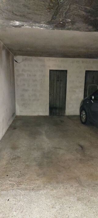  Parking / Garage � louer 12 m�