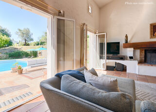  Maison  louer 8 pices 275 m