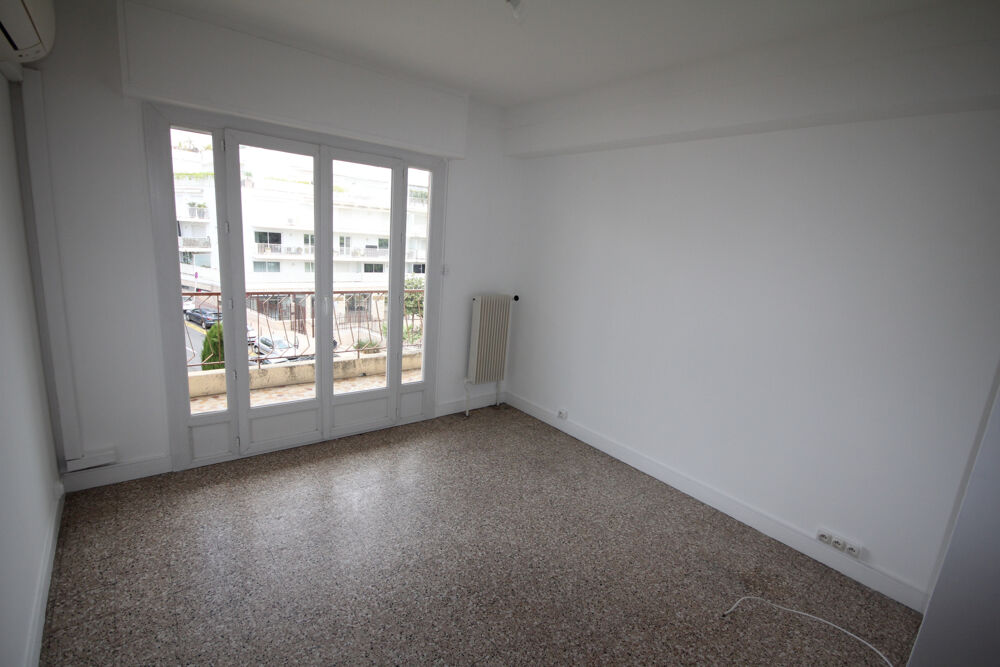 Location Appartement LUMINEUX STUDIO CANNES MARIA Cannes
