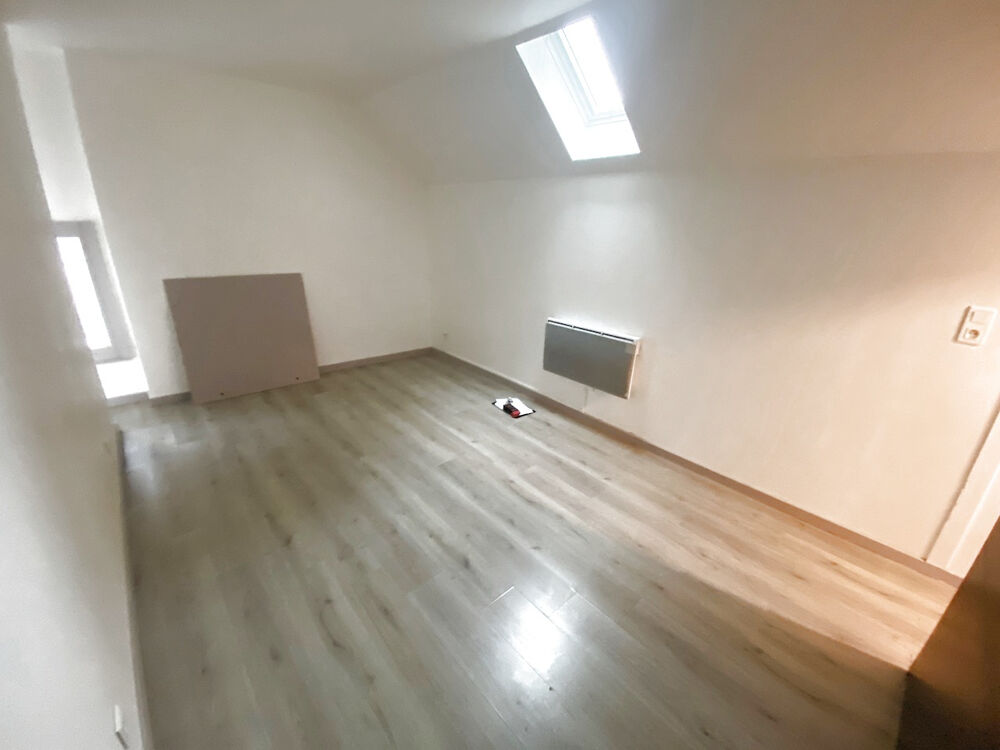 Agreéable petite Maison en Pierre avec jardin