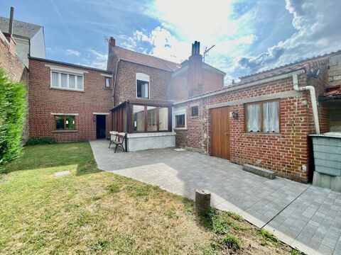   MAISON 4CHS, GARAGE 2V ET JARDIN Maison - 8 pièce(s) - 115 m²