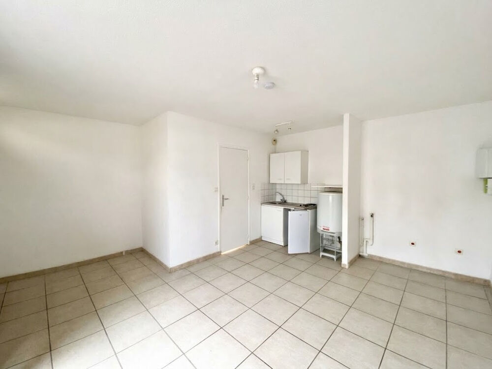 Vente Immeuble PROCHE DE TOUTES LES COMMODITÉS   UN PRODUIT D'INVESTISSEMENT À ÉTUDIER ATTENTIVEMENT ! Maubeuge