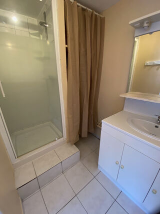  Immeuble � vendre 260 m�