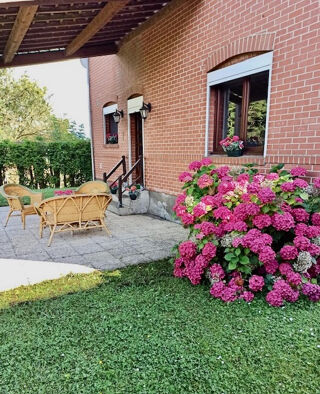  Maison  vendre 8 pices 145 m