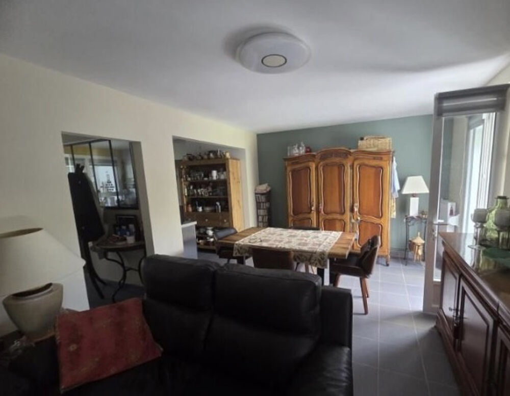 MAISON SEMI-INDIVIDUELLE À VENDRE À LOUVROIL