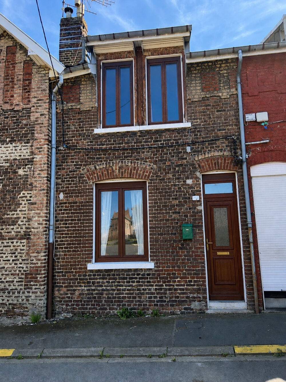 BOUSSOIS - AGREABLE MAISON A RENOVER