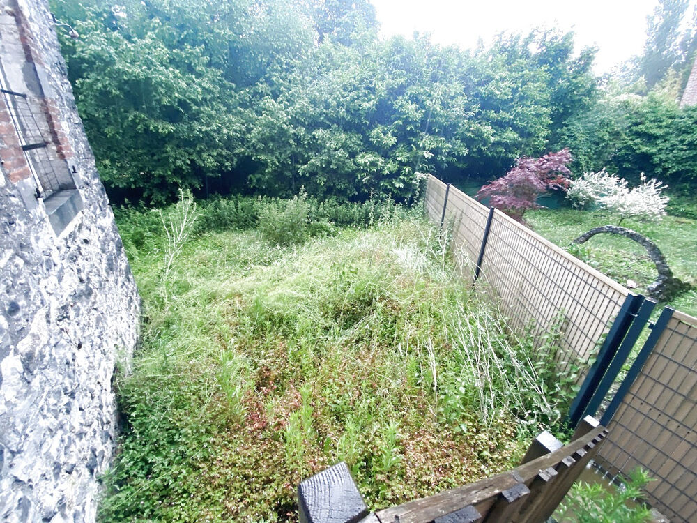 Agreéable petite Maison en Pierre avec jardin