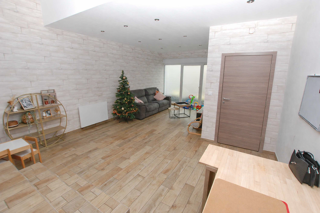  Maison � vendre 15 + pi�ces 321 m�