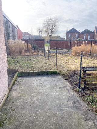  Immeuble à vendre 145 m²