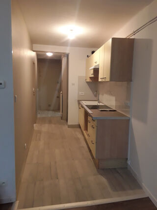  Appartement à louer 3 pièces 60 m²