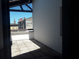  Appartement à louer 2 pièces 43 m²