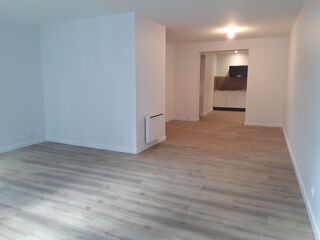  Appartement à louer 1 pièce 59 m²