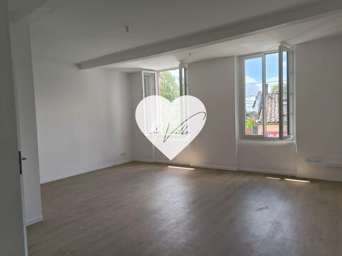 Local professionnel 35M2 350 31790 St jory