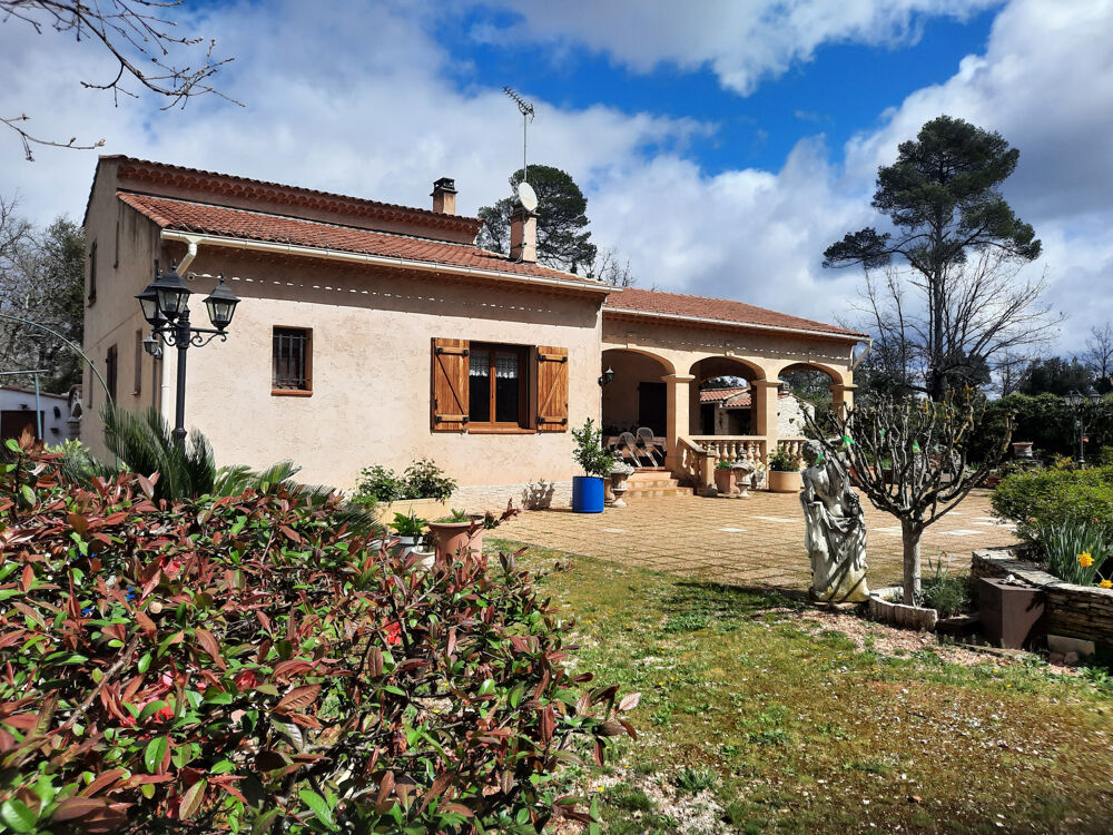 Vente Maison VILLA 6 pices de 148M2 sur 3950m2 de terrain Brignoles