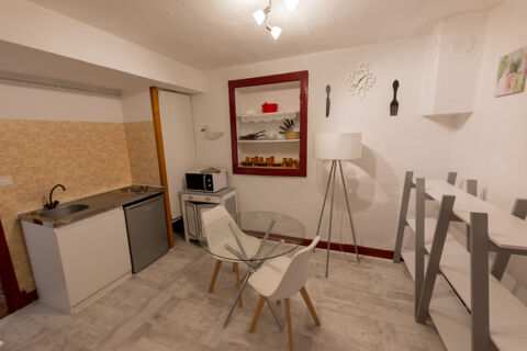 Appartement T1bis meublé au 1er étage Breuil-sur-Couze 468 Le Breuil-sur-Couze (63340)