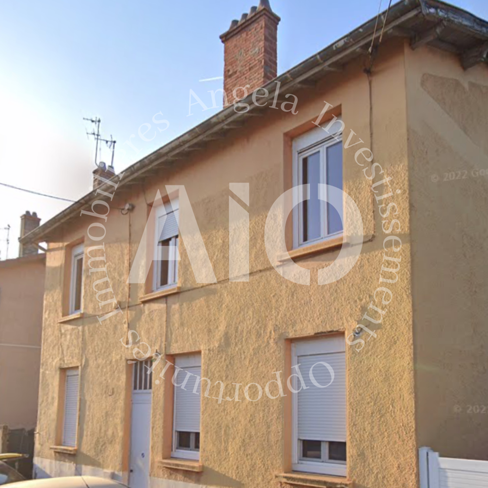 Vente Immeuble A vendre 2 immeubles en R+1 d'une surface de 335m2 et un terrain d'une surface de 300m2 constructible en sus s Decines charpieu