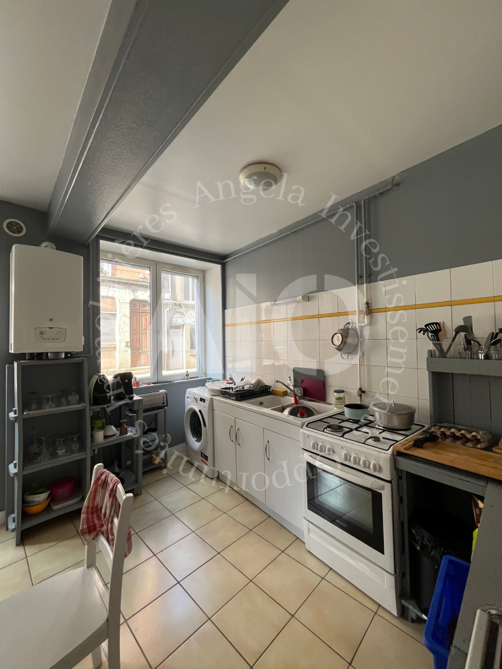 Vente Appartement À vendre   Appartement T3 lumineux avec un jardin d'hiver en rez-de-chaussée situé en centre ville Vindry surturdine