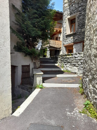  Immeuble  vendre 949 m