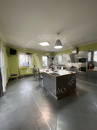  Maison � vendre 15 + pi�ces 575 m�