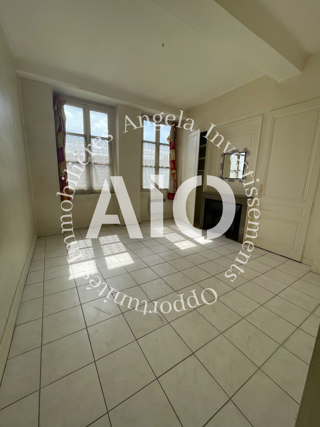  Immeuble à vendre 212 m²