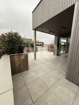  Appartement � vendre 5 pi�ces 121 m�