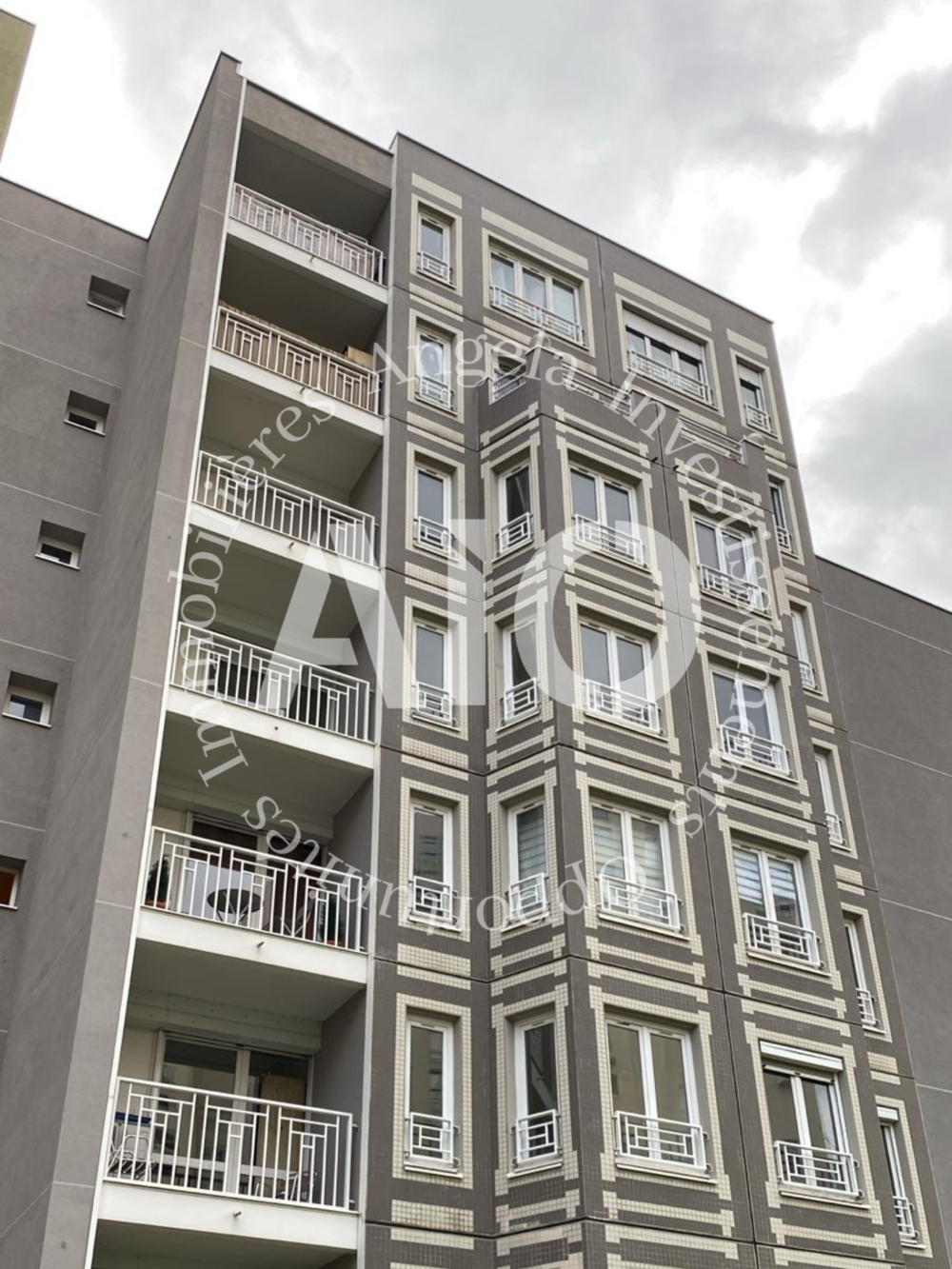 Appartement T3 Bis traversant d'une surface habitable de 68,37 m2 au 2ème étage avec ascenseur avec cave et ga