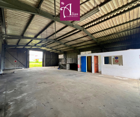 &Agrave; louer - D&eacute;p&ocirc;t 250m2 sur terrain de 1200m2 - ZAC de Nolivier - Sainte-Rose 2750 97115 Ste rose