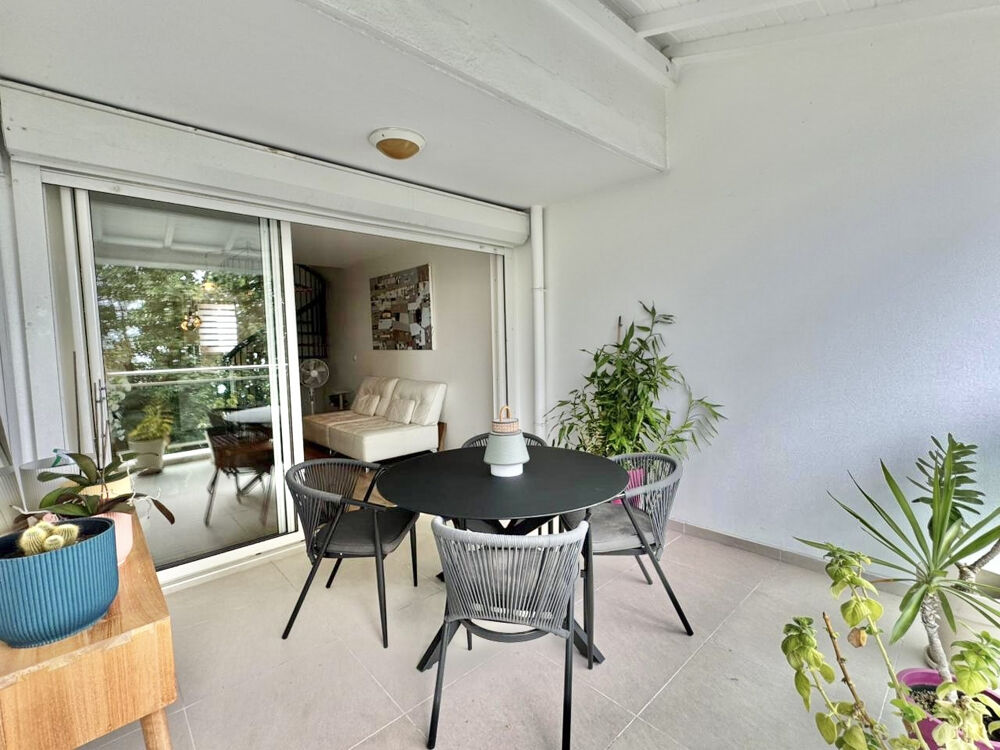 Location Appartement location T2  duplex Meublé VUE MER centre de GOSIER Le gosier