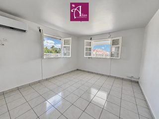  Maison à louer 5 pièces 137 m²