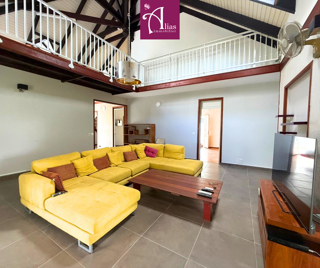  Maison à louer 6 pièces 217 m²