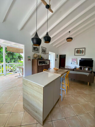 Maison 7 pièces 134 m² · à Petit-Bourg · 134 m² · 446 000 €