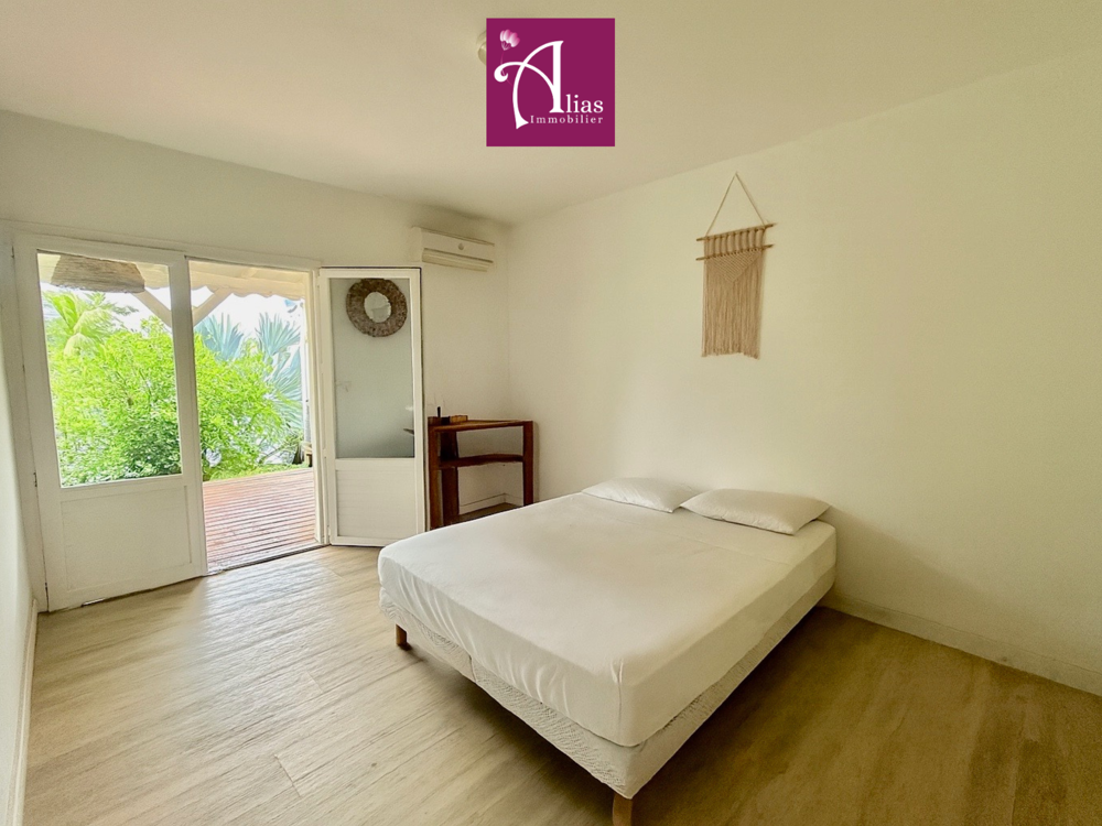 Location Maison Bas de Villa  F3 meublé de 110 m2   eau/edf inclus - Calvaire BAIE-MAHAULT Baie mahault