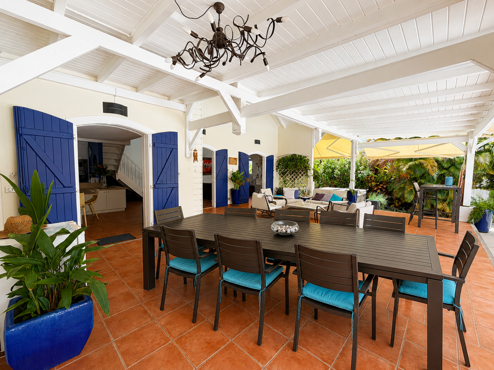 EXCLUSIVITÉ COUP DE COEUR | Villa F5 de 161m2 avec piscine et jacuzzi à LA GRIPPIÈRE, PETIT-BOURG