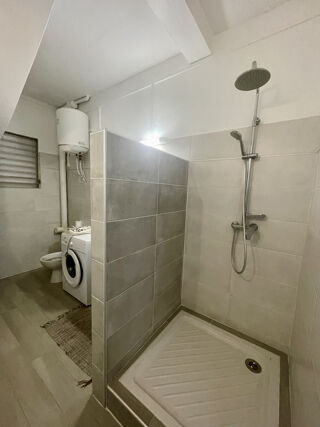  Immeuble à vendre 114 m²