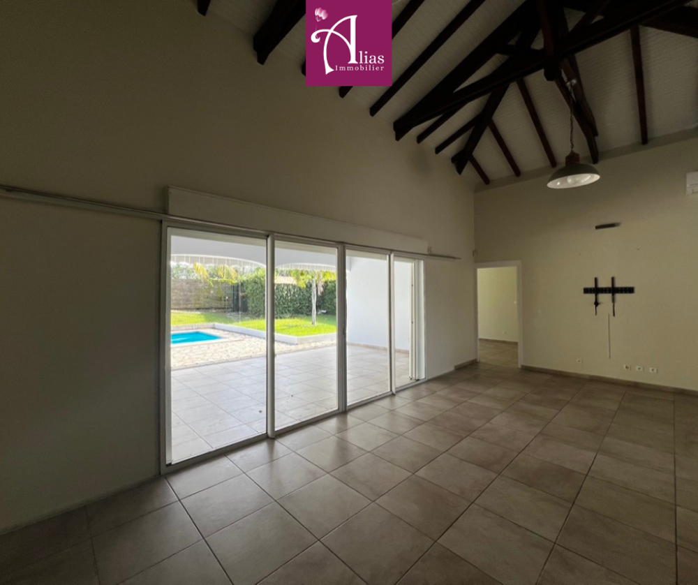 Location Maison À louer - Maison F4 avec piscine non meublée - Houelbourg SUD - Baie-Mahault Baie mahault
