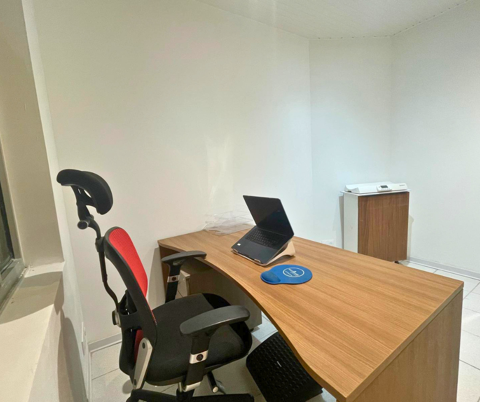 &Agrave; louer -  salle de consultation 9 m2   Cabinet m&eacute;dical &agrave; Pointe-&agrave;-Pitre   Proche boulevard L&eacute;gitimus 620 97110 Pointe a pitre