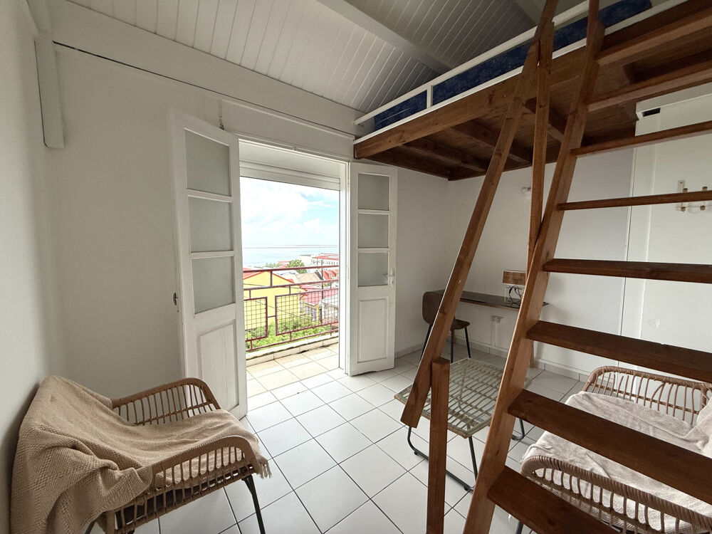Location Appartement Appart T3 duplex meublé centre Basse-Terre eau/élect inclus Basse terre