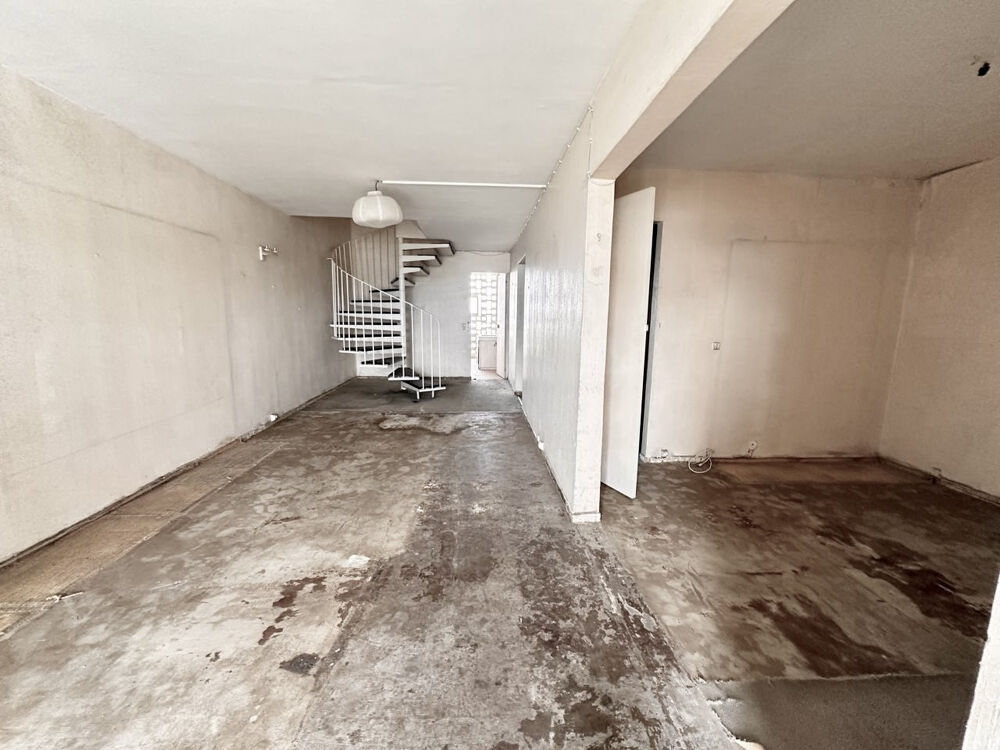 A VENDRE T5 DUPLEX de 98 m2 à RENOVER - Tour Anquetil 4 - LES ABYMES
