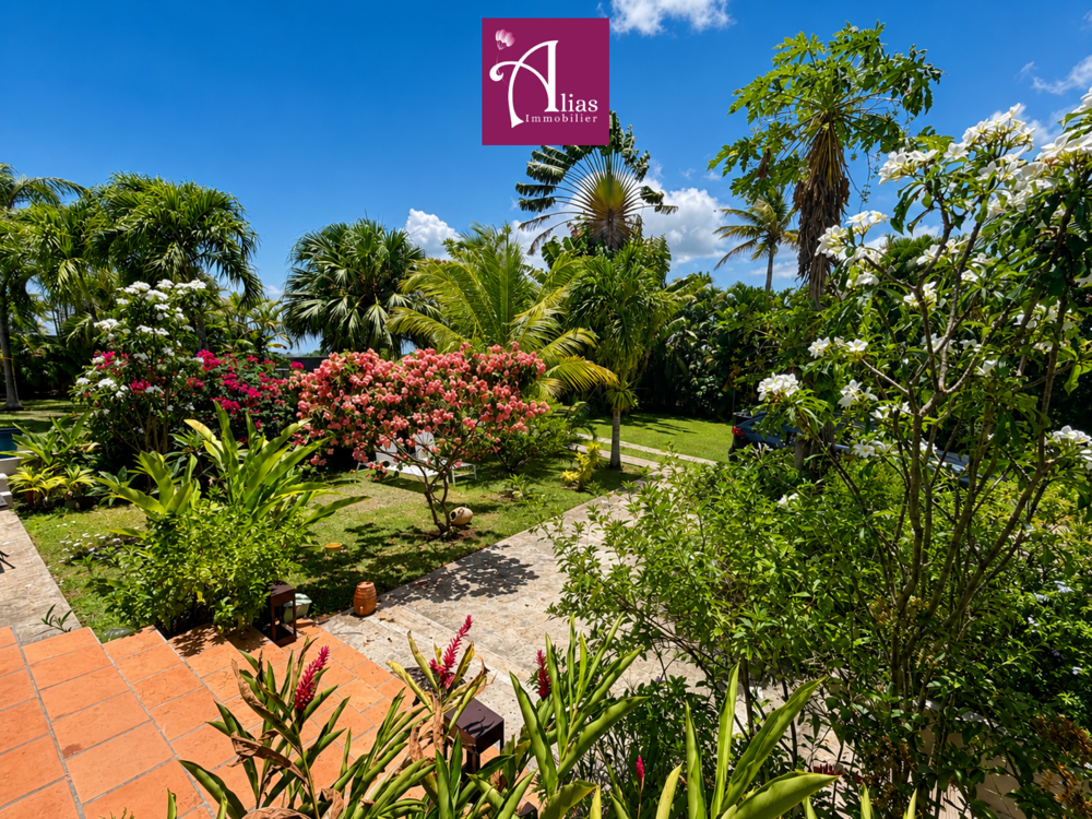 à vendre  Maison Baie-Mahault (97122)