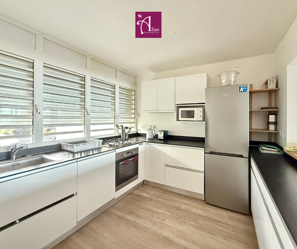 A LOUER F4 duplex meublé avec grande terrasse et vue mer Bas du Fort, Le Gosier