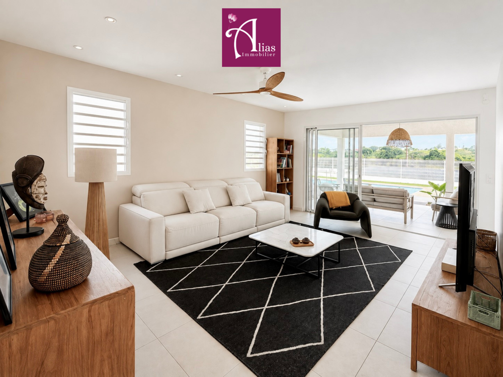 Villa contemporaine F6 de 205 m2 avec piscine à Duquerry Petit-Bourg