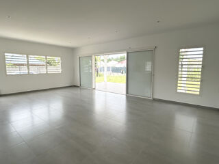  Maison à louer 5 pièces 150 m²