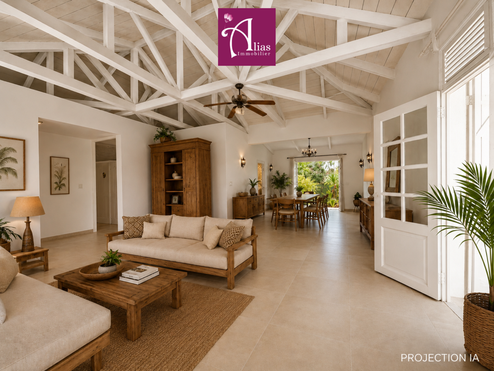 Vente Maison À vendre Maison à rénover F5 de 125 m2 avec piscine sur 1 001 m2 de terrain   Fort potentiel - Secteur La Jail Baie mahault